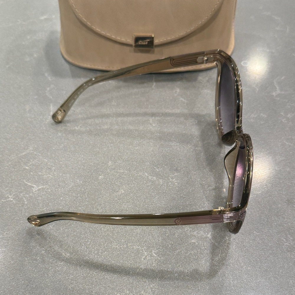 Chloe Purple Sunglasses with Tan Case - Picture 2 of 6
